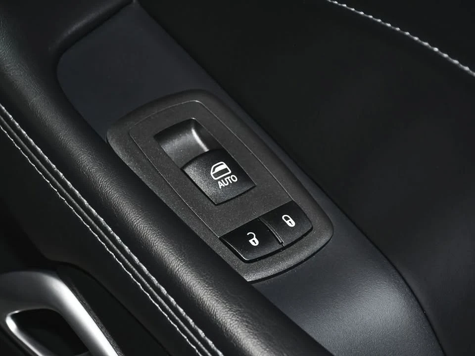 2022 Dodge Challenger 3rd Gen - Image 13 of 17