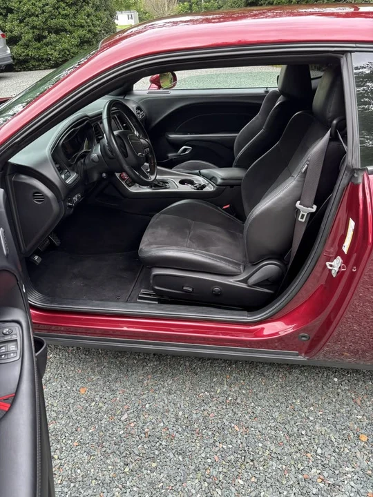 2022 Dodge Challenger 3rd Gen - Image 16 of 20
