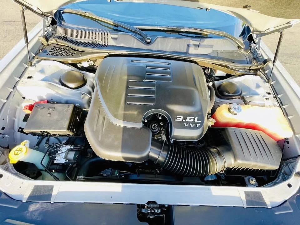 2022 Dodge Challenger 3rd Gen - Image 15 of 19