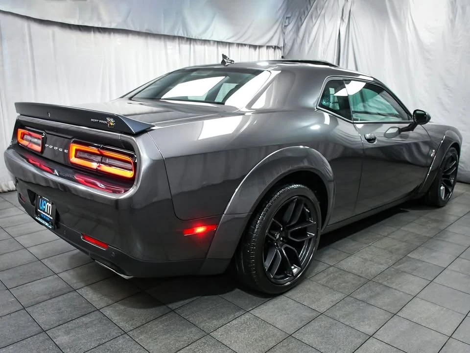 2022 Dodge Challenger 3rd Gen - Image 6 of 17