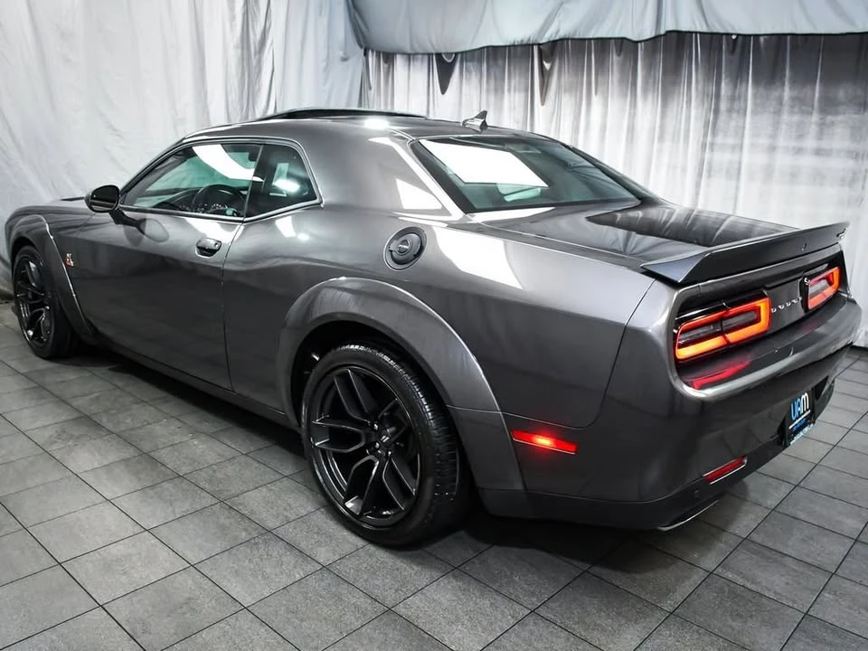2022 Dodge Challenger 3rd Gen - Image 4 of 17