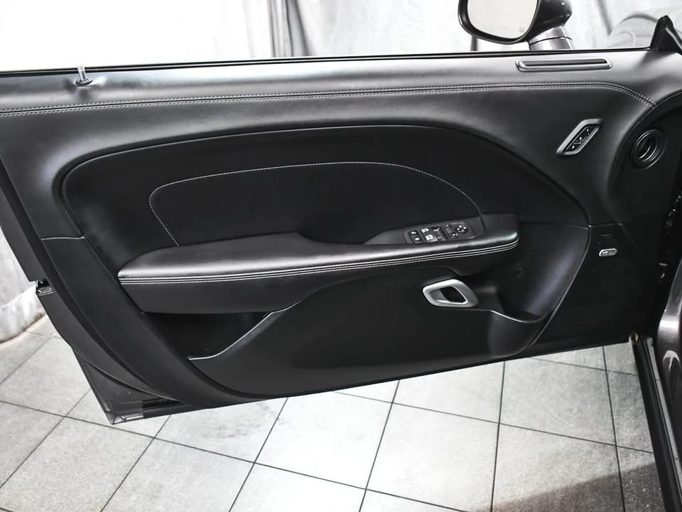2022 Dodge Challenger 3rd Gen - Image 9 of 17