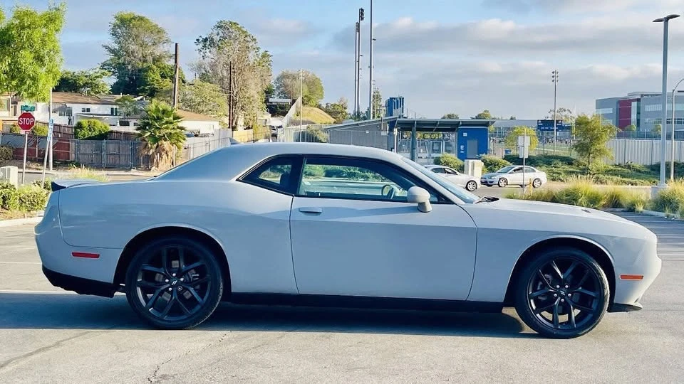 2022 Dodge Challenger 3rd Gen - Image 6 of 19