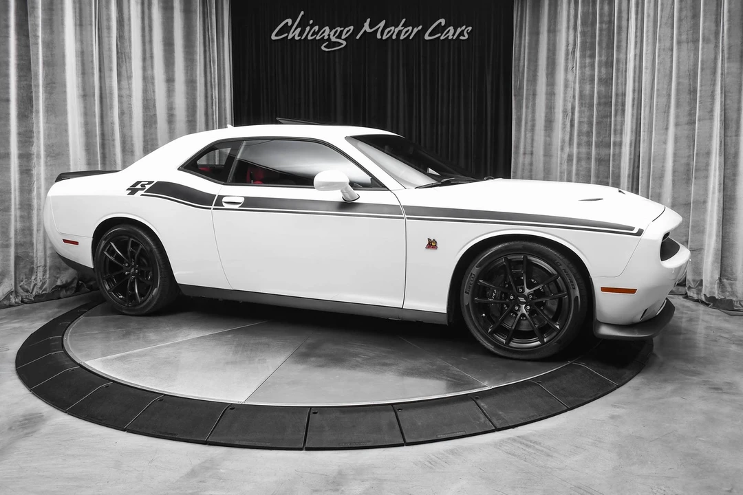 2022 Dodge Challenger 3rd Gen - Image 6 of 12