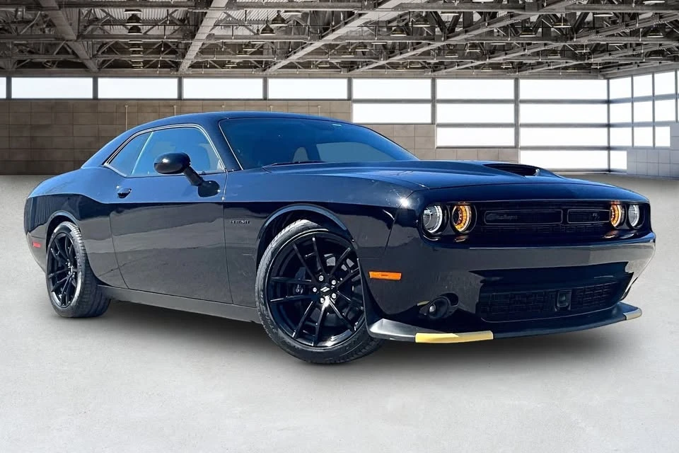 2022 Dodge Challenger 3rd Gen - Image 3 of 13