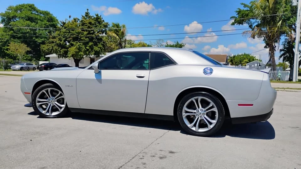 2022 Dodge Challenger 3rd Gen - Image 5 of 12