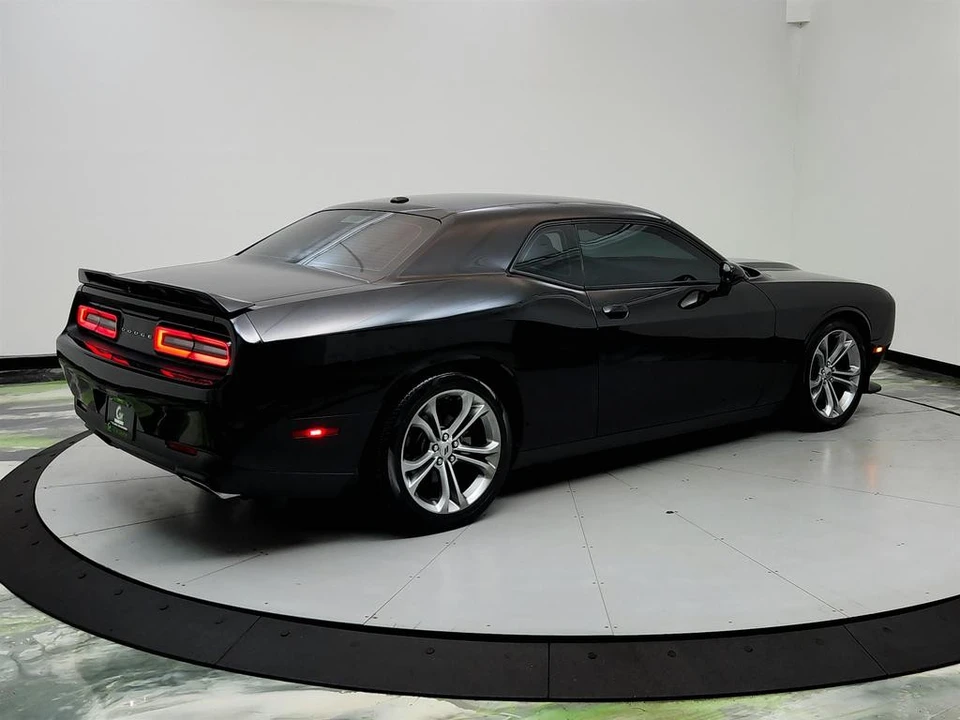 2022 Dodge Challenger 3rd Gen - Image 5 of 12