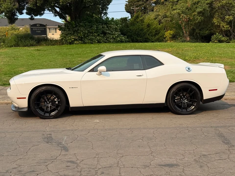 2022 Dodge Challenger 3rd Gen - Image 2 of 20