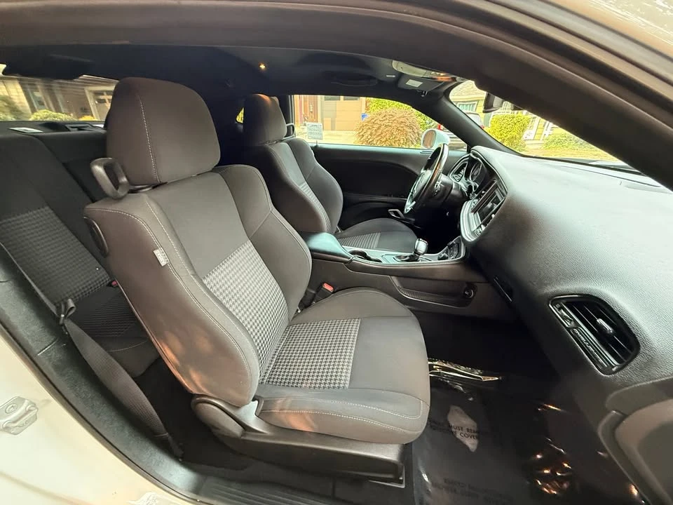 2022 Dodge Challenger 3rd Gen - Image 11 of 20
