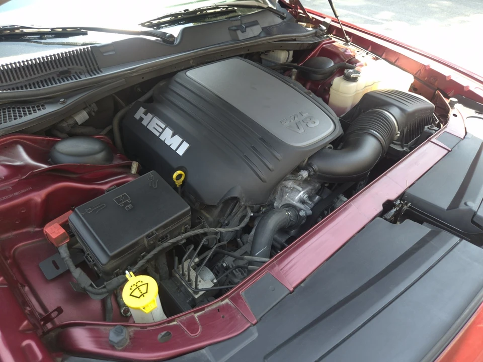 2022 Dodge Challenger 3rd Gen - Image 6 of 17