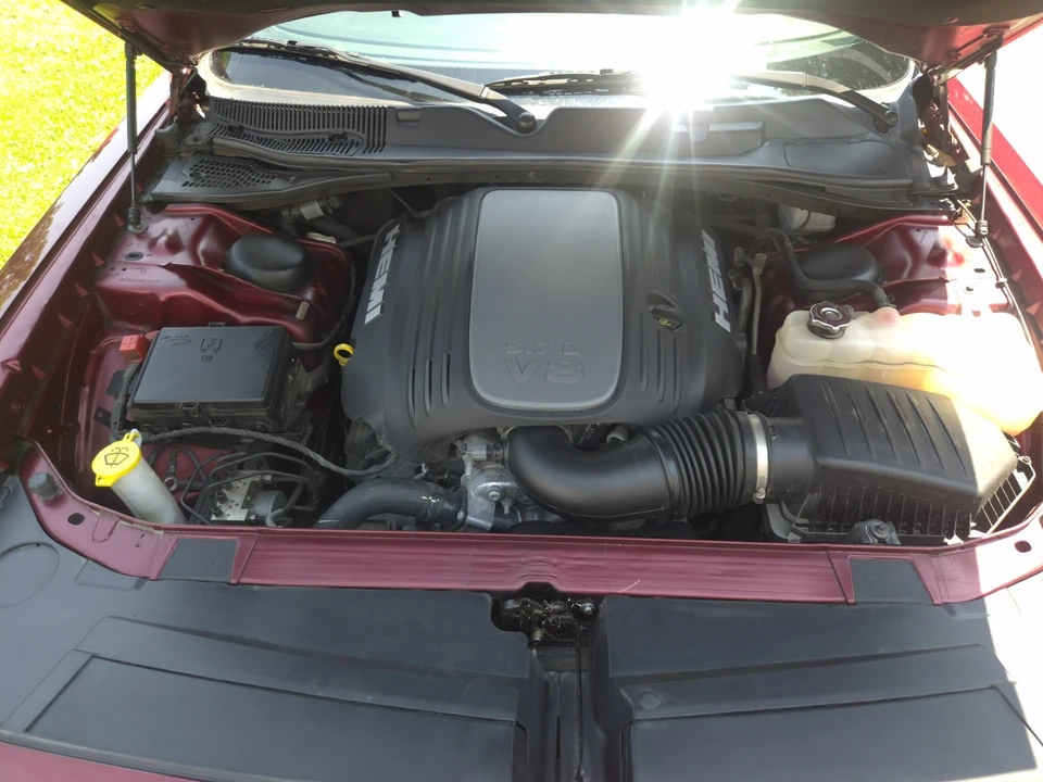 2022 Dodge Challenger 3rd Gen - Image 16 of 17