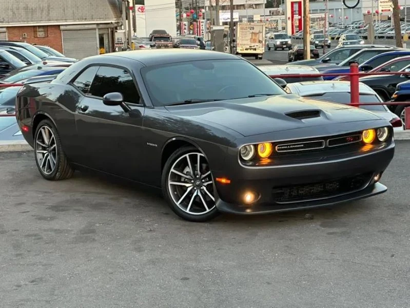 2022 Dodge Challenger 3rd Gen - Image 9 of 12