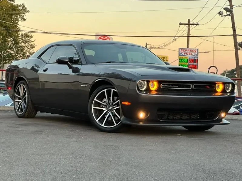 2022 Dodge Challenger 3rd Gen - Image 3 of 12
