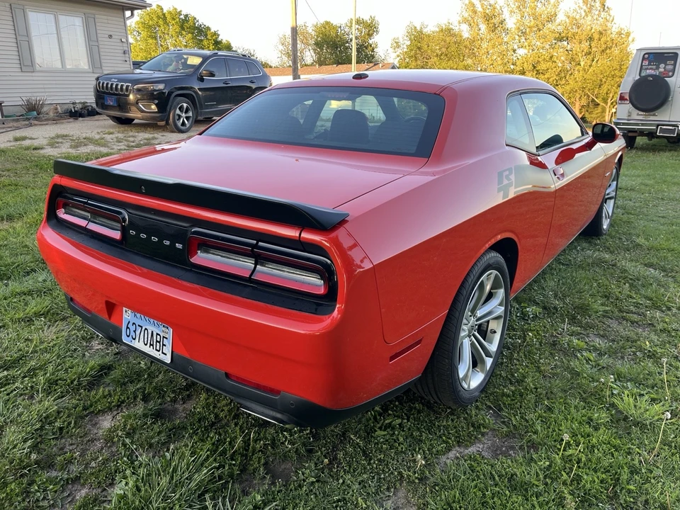 2022 Dodge Challenger 3rd Gen - Image 4 of 12