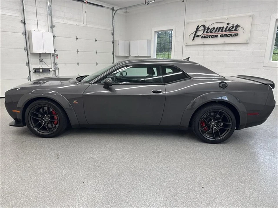 2022 Dodge Challenger 3rd Gen - Image 8 of 16