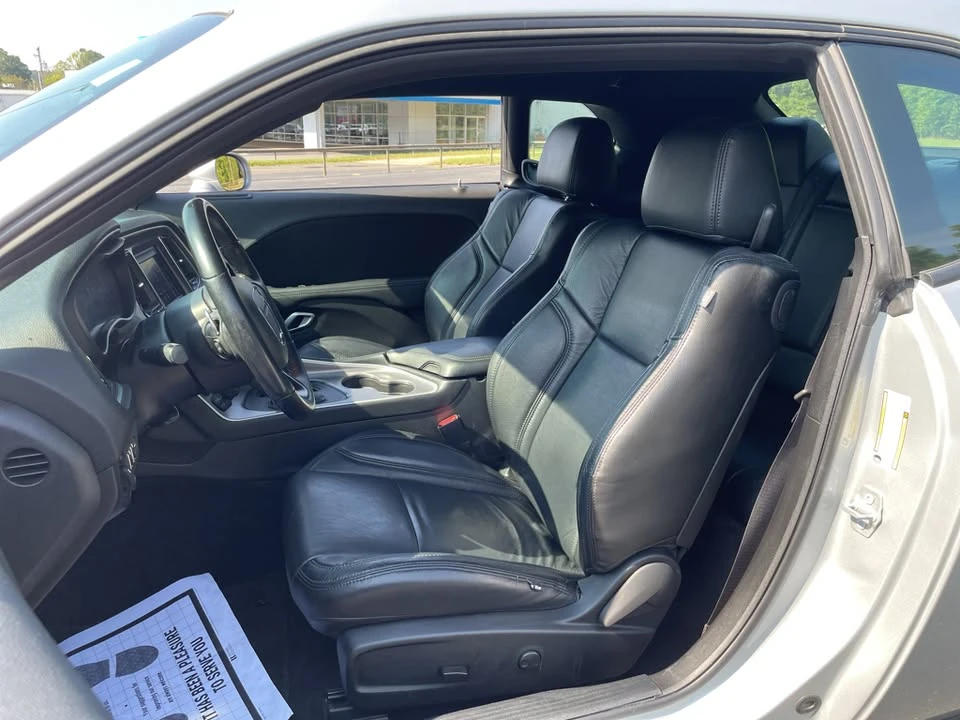 2022 Dodge Challenger 3rd Gen - Image 14 of 19