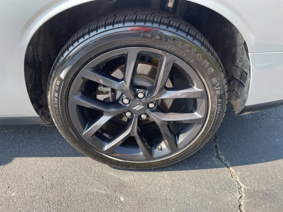 2022 Dodge Challenger 3rd Gen - Image 18 of 19