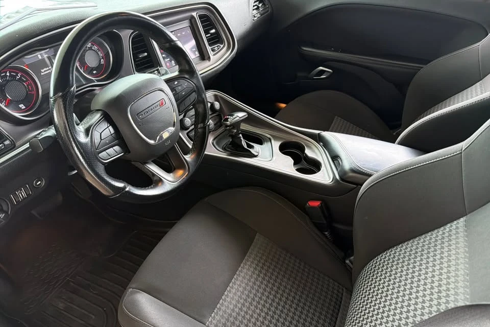 2022 Dodge Challenger 3rd Gen - Image 6 of 11