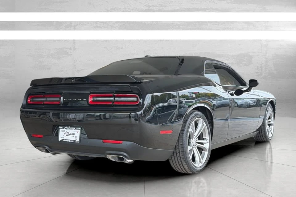 2022 Dodge Challenger 3rd Gen - Image 4 of 11