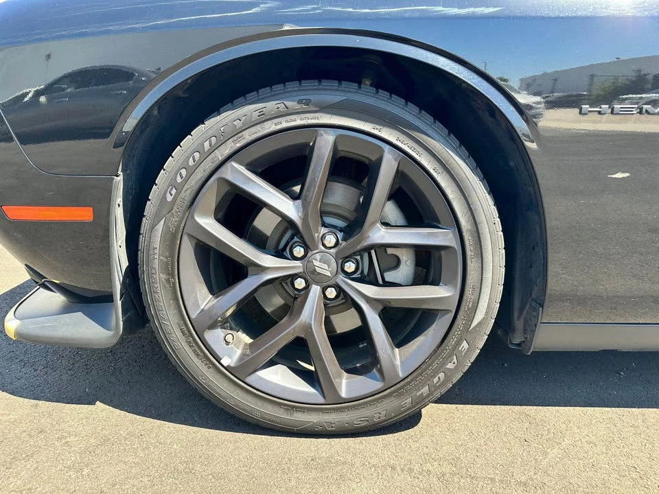 2022 Dodge Challenger 3rd Gen - Image 9 of 20