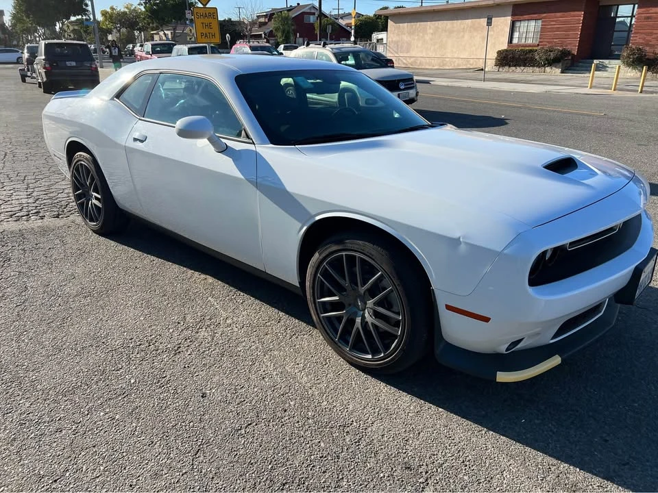 2022 Dodge Challenger 3rd Gen - Image 3 of 11