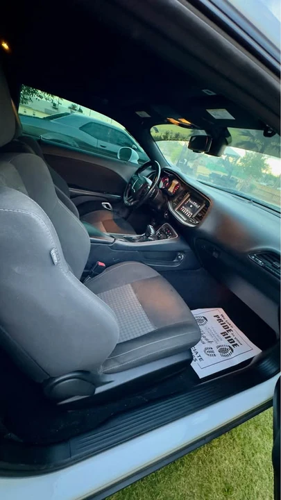 2022 Dodge Challenger 3rd Gen - Image 10 of 11