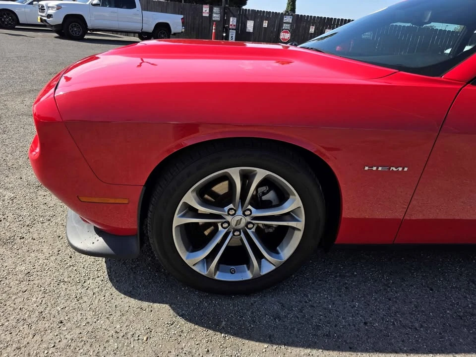 2022 Dodge Challenger 3rd Gen - Image 4 of 9