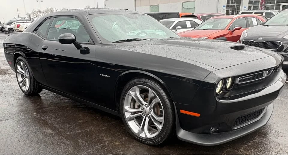 2022 Dodge Challenger 3rd Gen - Image 4 of 15