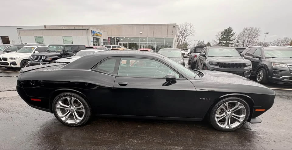 2022 Dodge Challenger 3rd Gen - Image 5 of 15