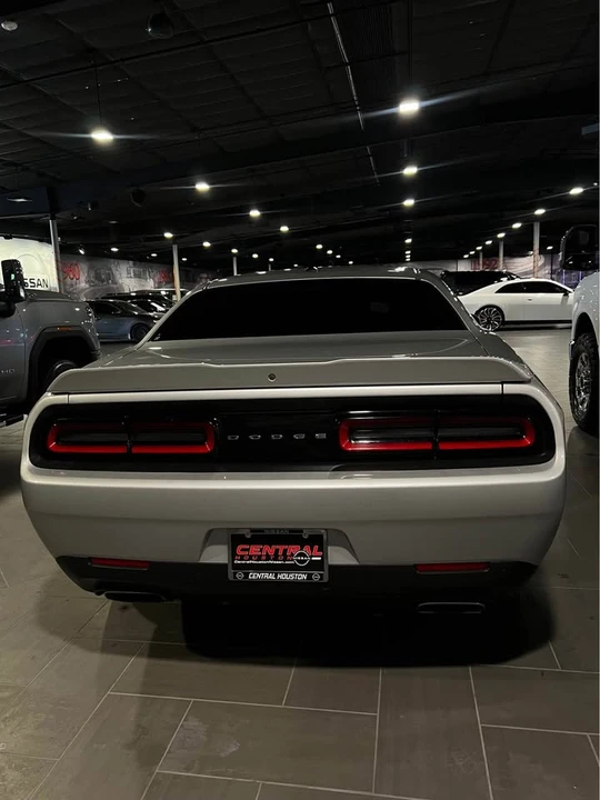 2022 Dodge Challenger 3rd Gen - Image 3 of 8