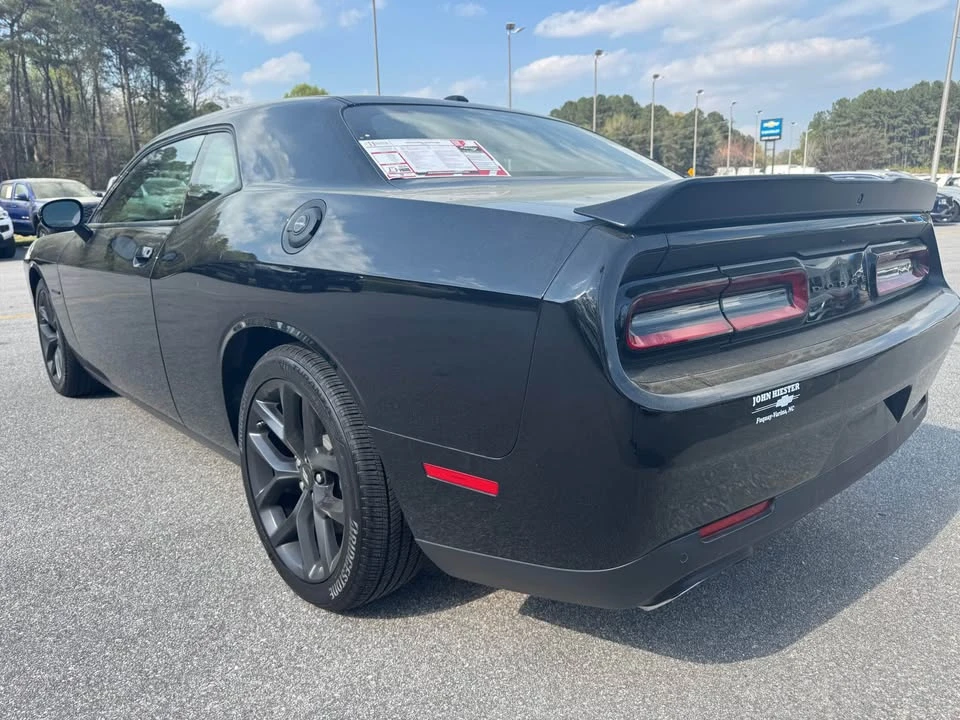 2022 Dodge Challenger - Image 4 of 7