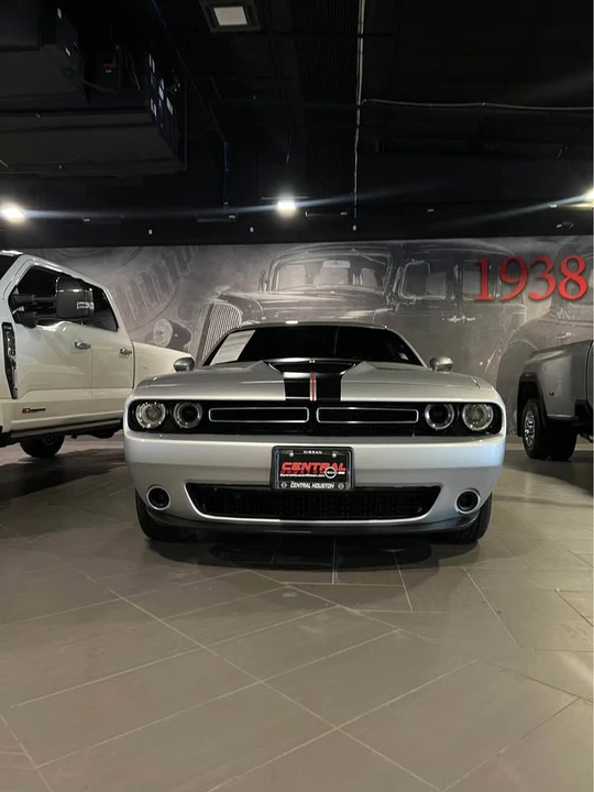2022 Dodge Challenger 3rd Gen - Image 4 of 8
