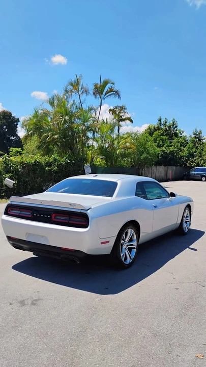 2022 Dodge Challenger 3rd Gen - Image 5 of 11
