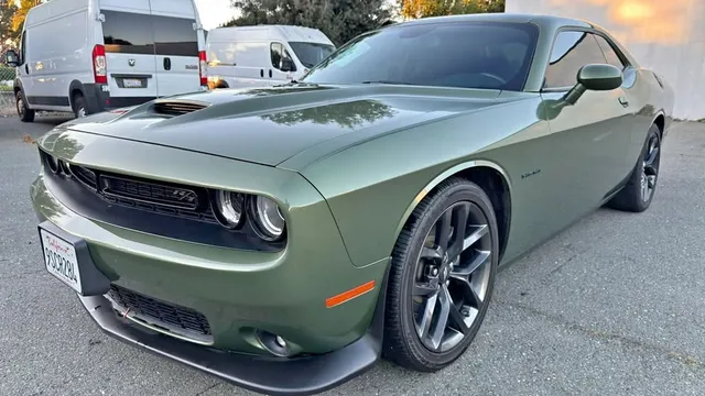 2022 Dodge Challenger R/T Coupe 2D