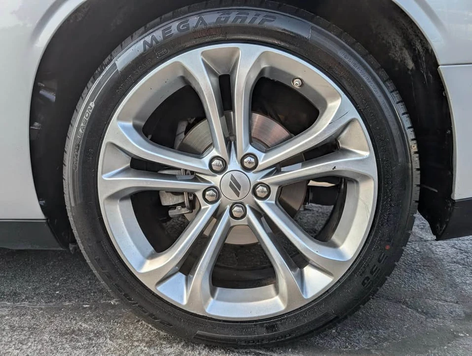2022 Dodge Challenger 3rd Gen - Image 9 of 12