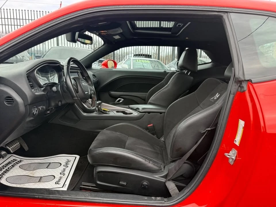 2022 Dodge Challenger 3rd Gen - Image 15 of 20