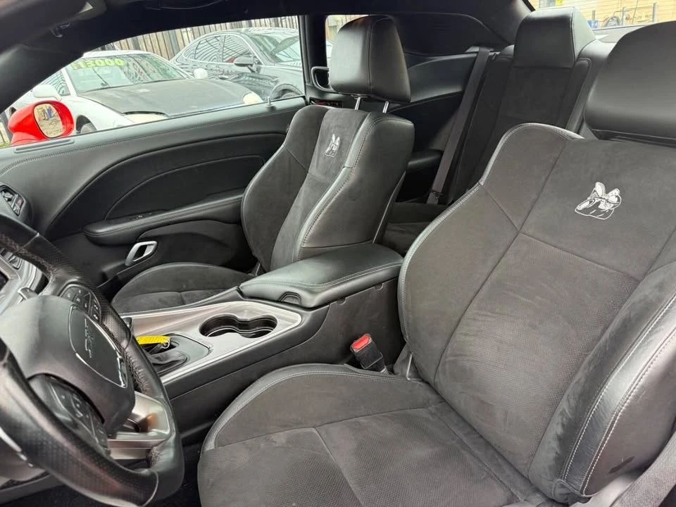 2022 Dodge Challenger 3rd Gen - Image 17 of 20