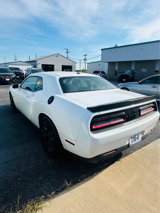 2022 Dodge Challenger 3rd Gen - Image 5 of 11