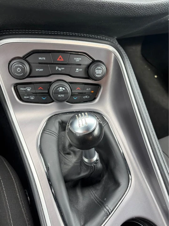 2022 Dodge Challenger 3rd Gen - Image 8 of 9