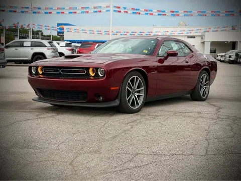 2022 Dodge Challenger R/T Plus