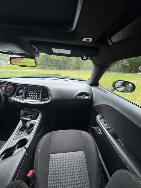 2022 Dodge Challenger 3rd Gen - Image 6 of 9