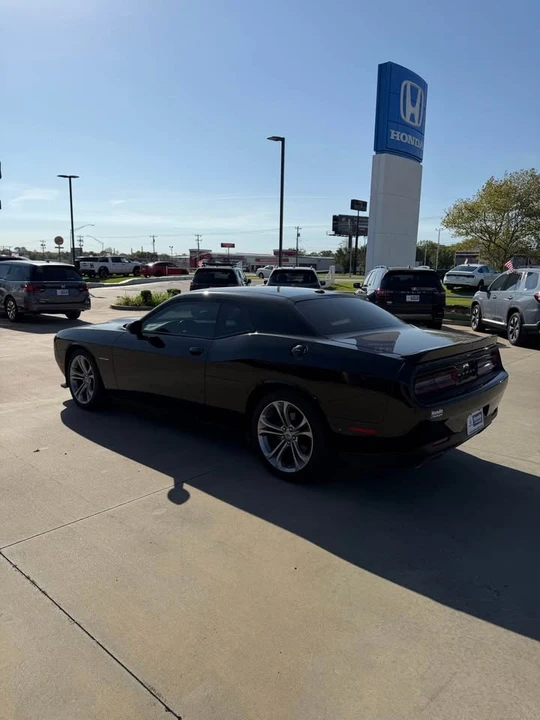 2022 Dodge Challenger 3rd Gen - Image 5 of 13