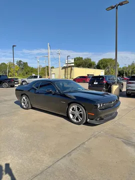 2022 Dodge Challenger R/T Coupe 2D