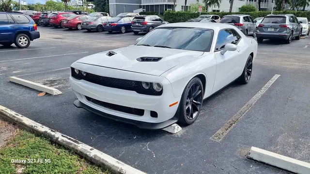 2022 Dodge Challenger R/T Coupe 2D