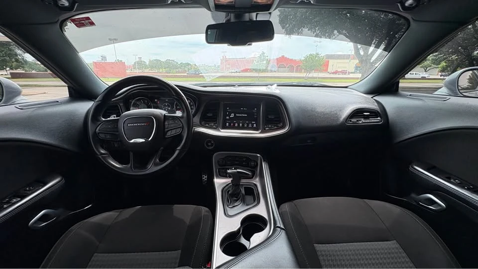 2022 Dodge Challenger 3rd Gen - Image 5 of 10