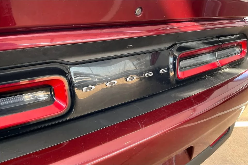2022 Dodge Challenger 3rd Gen - Image 8 of 14
