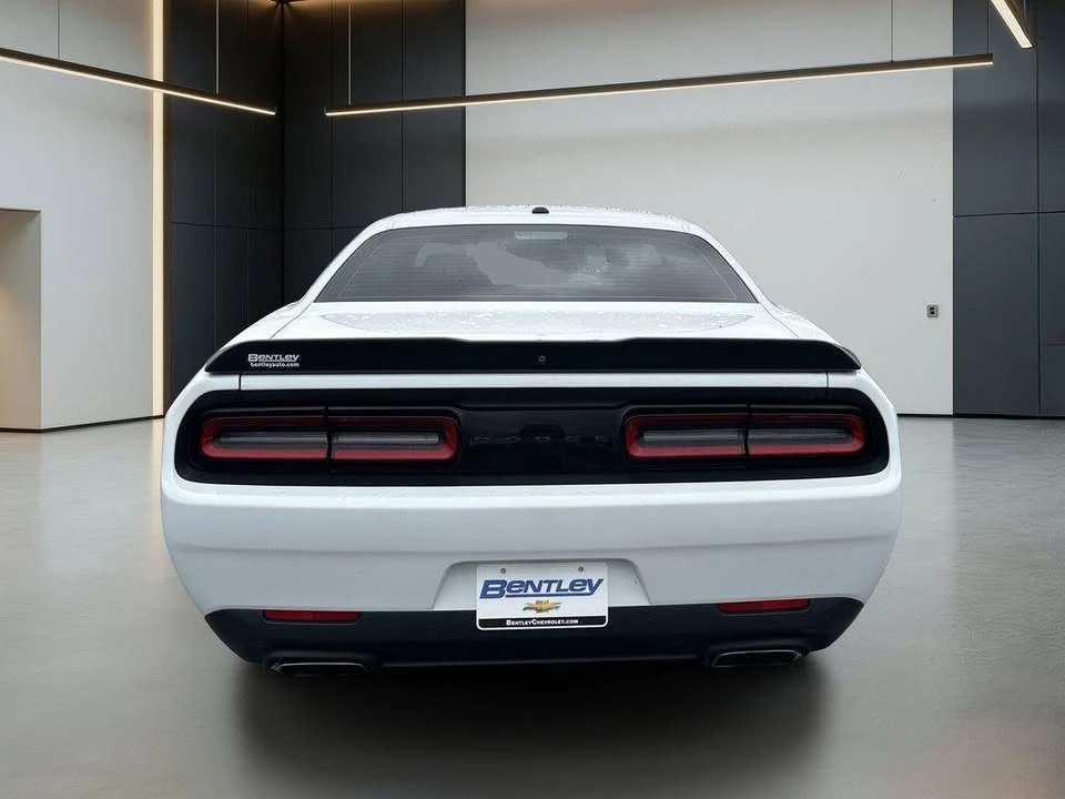 2022 Dodge Challenger 3rd Gen - Image 4 of 20