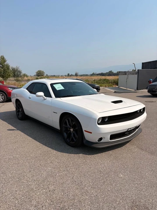 2022 Dodge Challenger 3rd Gen - Image 2 of 6