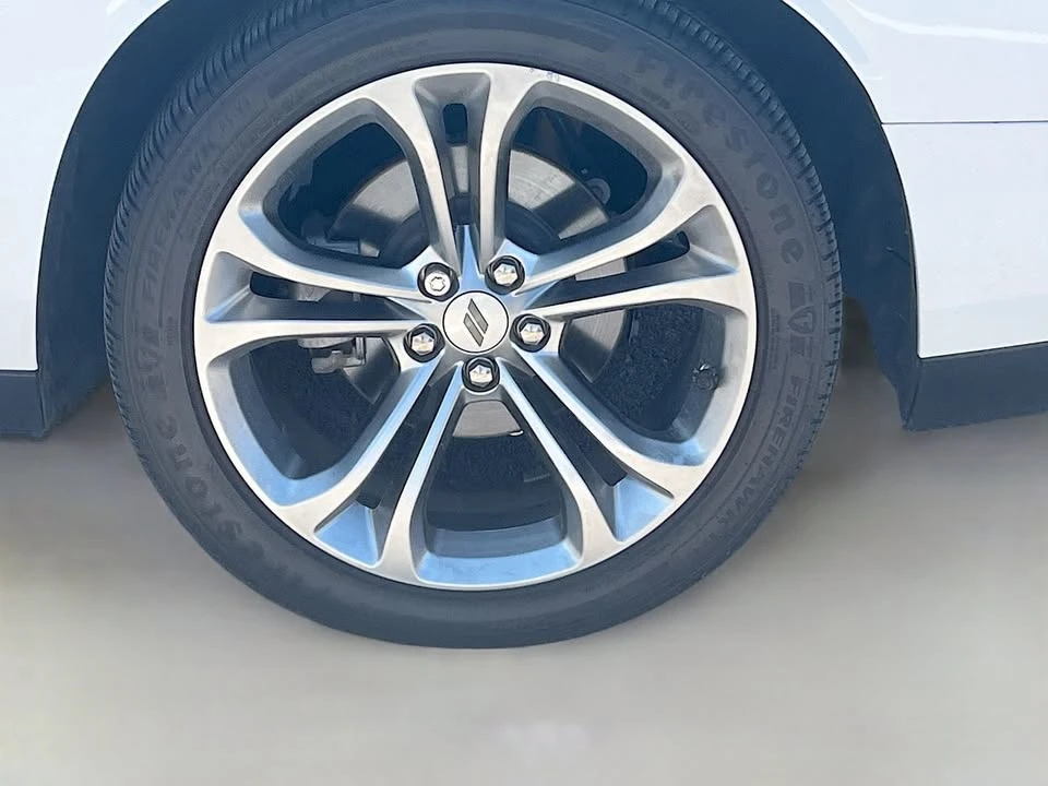2022 Dodge Challenger 3rd Gen - Image 16 of 17