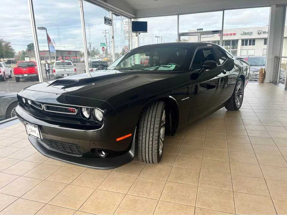 2022 Dodge Challenger 3rd Gen - Image 2 of 10
